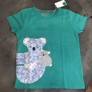 Mini Boden green tee with koala appliqué